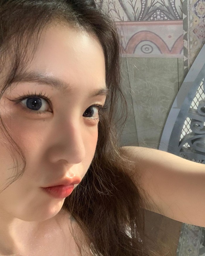 Irene Red Velvet