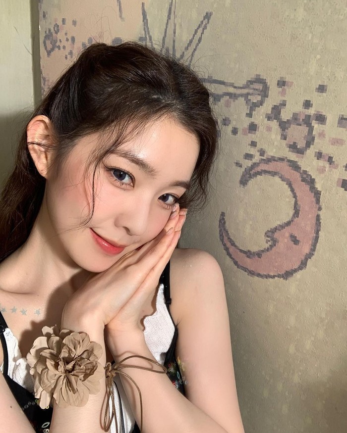 Irene Red Velvet