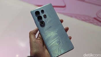 Beralih ke Itel S25 Ultra yang desainnya lebih premium dan tahan banting berkat Itel TitanShield. Foto: Virgina Maulita Putri/detikINET