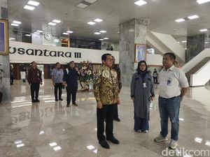 Video: Lagu Indonesia Raya Wajib Diputar di Gedung DPR!