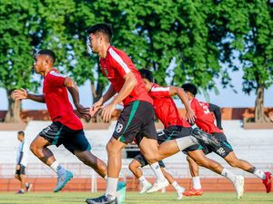 Liga 1: Persebaya Terus Berlatih di Jeda Kompetisi
