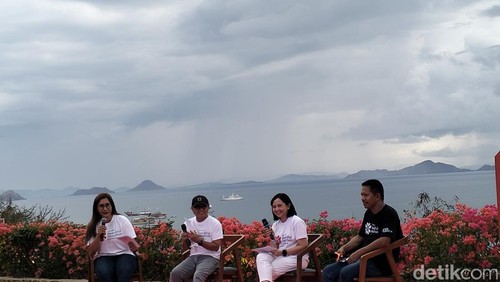 Ketua Pelaksana IFG LBM 2024 Oktarina Dwidya Sistha dalam Talk Show jelang IFG L 2024 di Labuan Bajo, Jumat (8/11/2024). (Ambrosius Ardin)