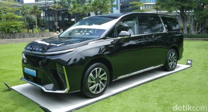 Maxus Mifa 9.