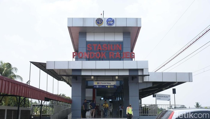 Melihat Wajah Baru Stasiun Pondok Rajeg, Kini Lebih Modern