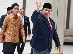 Membaca Setahun Pemerintahan Prabowo dari Kacamata Sishankamrata