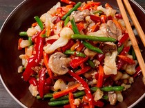 Resep Tumis Sayuran Pedas Bumbu Wijen yang Renyah Gurih