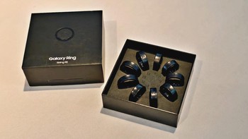 Saat membeli Galaxy Ring namun bingung size yang tepat, Samsung akan memberikan kit untuk bsntu memastikan ukuran. Foto: Adi Fida Rahman/detikINET