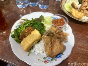 Yuk! Cicip Sego Tempong hingga Rujak Soto Legendaris di Banyuwangi