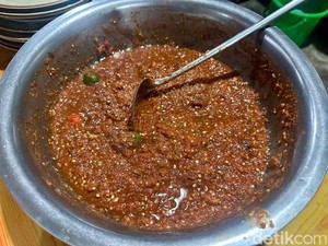 Sego Tempong Mbok Wah Populer di Banyuwangi, Sehari Habiskan 20 Kg Cabai!