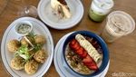 Menikmati Cheesecake Nastar dan Kopi Gula Aren di Kafe Asri