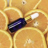 Cara Atasi Kulit Kusam & Kerutan Halus dengan Penggunaan Vitamin C yang Tepat