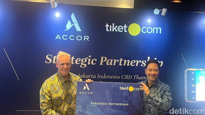Strategic Partnership tiket.com dan Accor di Hotel Pullmann Jakarta