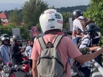 Viral Mahasiswi di Ambon Diduga Kesurupan Hendak Lompat dari Jembatan