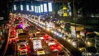 Kepemilikan Kendaraan Bermotor didasarkan atas nama, nomor induk kependudukan, dan/atau alamat yang sama.  