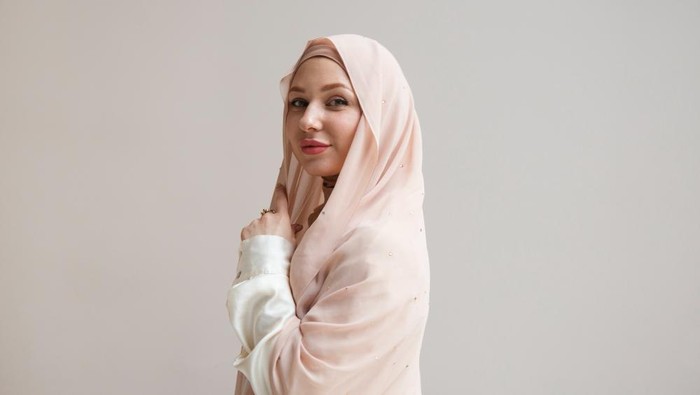 Muslimah berhijab, hijab, jilbab.