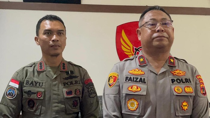 Kepala Operasi Damai Cartenz-2024, Brigjen Faizal Ramadhani dan Kasatgas Humas Damai Cartenz Kombes Bayu Suseno.