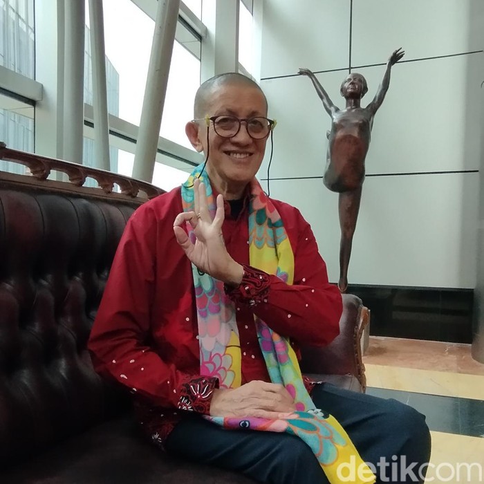 Didik Nini Thowok saat ditemui di kawasan TIM, Jakarta Pusat, pada Senin (4/11/2024). Didik Nini Thowok saat ditemui di kawasan TIM, Jakarta Pusat, pada Senin (4/11/2024).