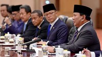 NDRC dan MOFCOM merupakan dua badan penting pemerintah China yang berwenang memberikan persetujuan investasi outbond oleh perusahaan-perusahaan dari negara tersebut ke luar negeri. 