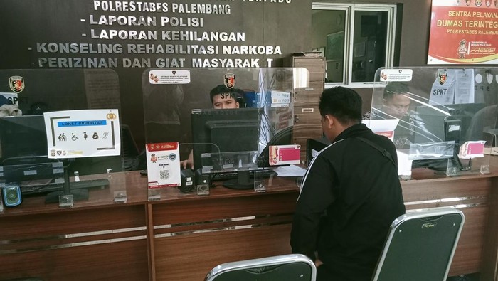Driver ojol di Palembang lapor polisi usai menjadi korban penipuan pesanan fiktif.