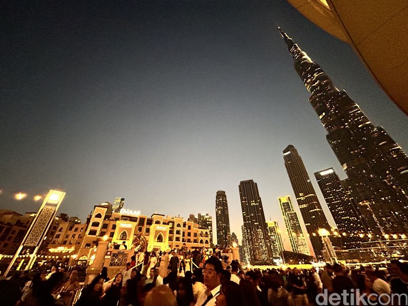 Dubai Fountain