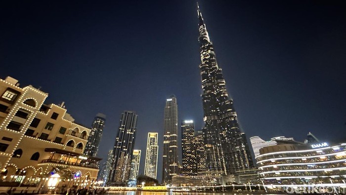 Dubai Fountain