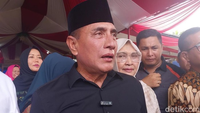 Edy Rahmayadi saat diwawancari usai bersilaturahmi dengan Formestu di Medan.