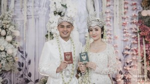 Namun Febby Rastanty dan Dio tetap memberikan kabar ini melalui media sosialnya. Foto: Bridestory