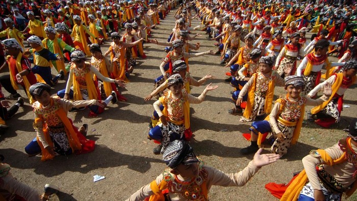 Ilustrasi taring topeng endel khas Tegal