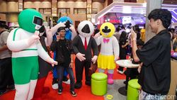 Keseruan ICC 2024: Cosplayer Ngumpul-Foto Bareng Maria Hill Keseruan ICC 2024: Cosplayer Ngumpul-Foto Bareng Maria Hill