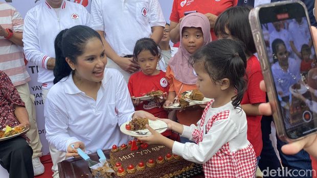 Ketua Umum Yayasan Jantung Indonesia (YJI) Annisa Pohan