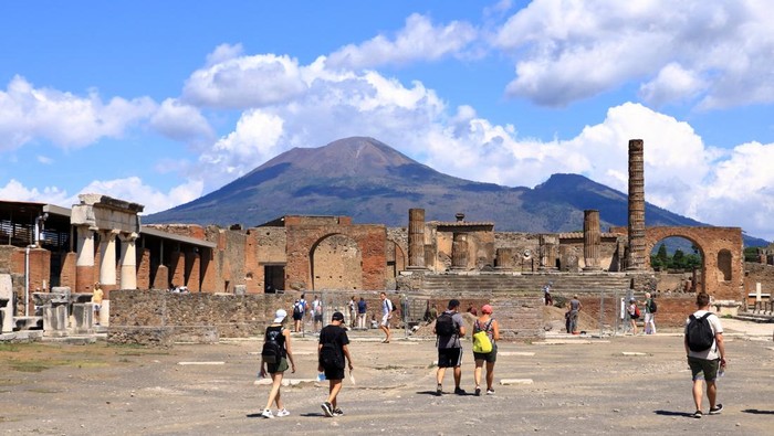 Kota Pompeii, Italia