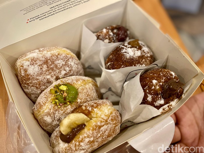 Nama Donuts
