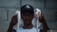 Kehadiran energi bersih dari solar panel ini menjadi terobosan baru bagi para nelayan, sebelumnya mereka tak dapat berlayar pada malam hari. Sulitnya mencari ikan membuatnya harus berinovasi mencari cara agar dapat bermalam di kapal sampai akhirnya mereka menemukan teknologi solar panel.