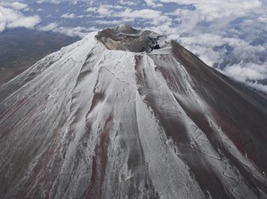 Salju di Puncak Gunung Fuji Telah Muncul, Datang Lebih Cepat dari Tahun Lalu