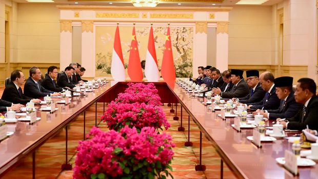 Presiden Prabowo Subianto melakukan pertemuan bilateral dengan Perdana Menteri Li Qiang.