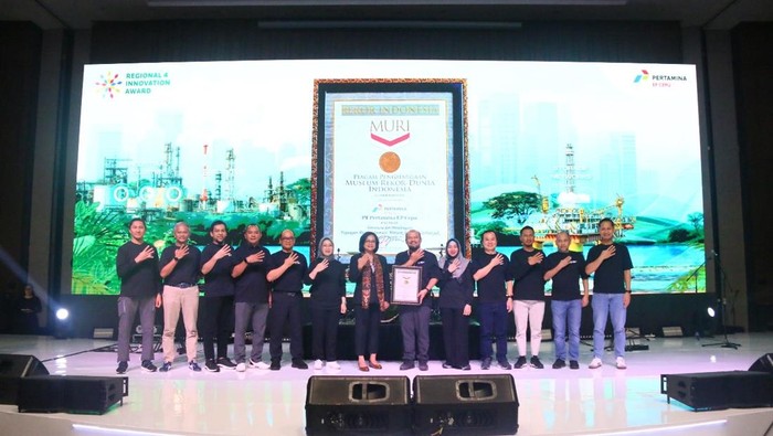 Regional Indonesia Timur, Subholding Upstream Pertamina, tercatat dalam Rekor Muri melalui pemajangan risalah inovasi di industri minyak dan gas bumi terbanyak sebanyak 500 risalah.