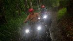 Serunya Basah-basahan Main ATV di Lereng Gunung Merapi