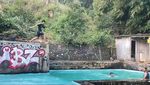 Kolam Renang dengan Sumber Air Pegunungan di Bandung