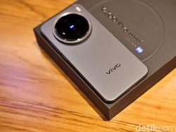 Unboxing Vivo X200 Pro Mini: Pesaing iPhone 16 Pro Harga Lebih Murah