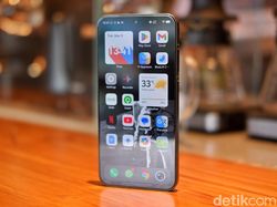 Unboxing Vivo X200 Pro Mini: Pesaing iPhone 16 Pro Harga Lebih Murah