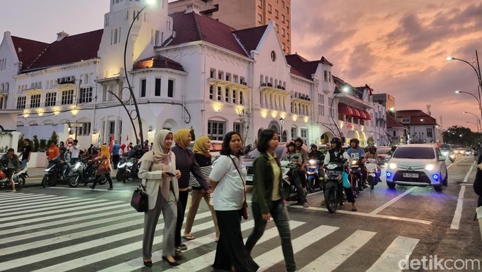 Wisata di Kota Surabaya