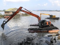 Antisipasi Banjir, Sungai Karang Asam Besar Samarinda Dikeruk