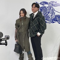 Sementara pasangan Mahilini dan Rizky Febian tampil dengan nuansa yang lebih edgy.  Foto: Rahmi Anjani/Wolipop