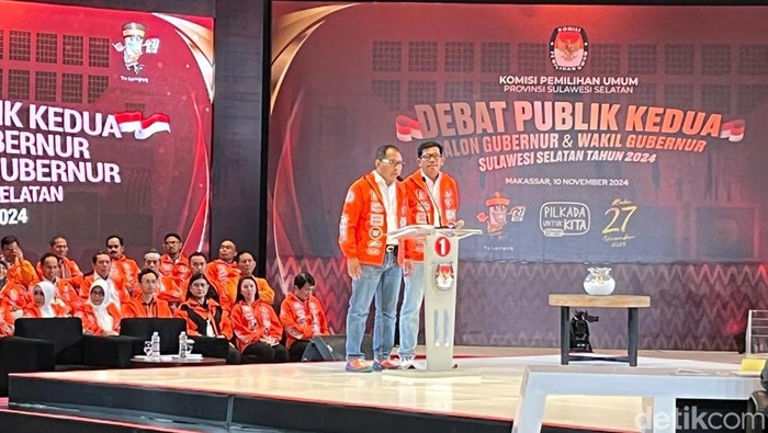 Danny Pomanto dan Azhar Arsyad saat debat kedua Pilgub Sulsel 2024.