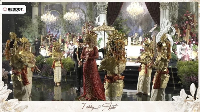 Febby Rastanty Resepsi pernikahan Febby Rastanty dan Sudradjad Djumantara.