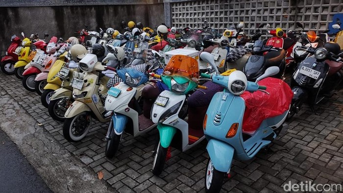 Motor-motor komunitas Kalcer Skuter.