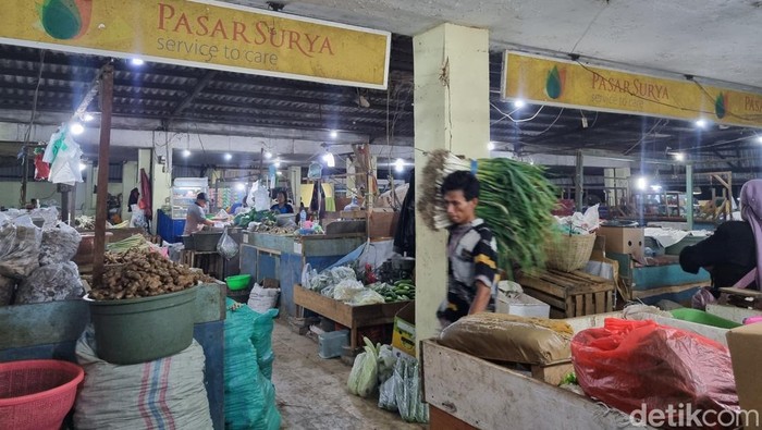 Pasar di Surabaya