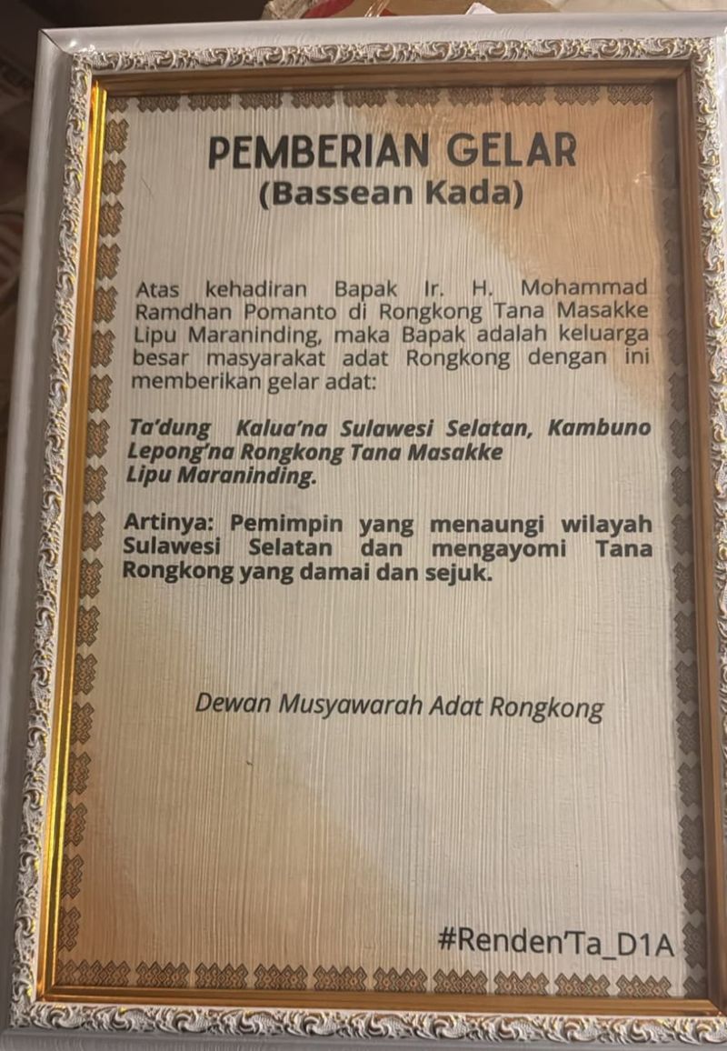 Pemberian gelar adat Rongkong ke Danny Pomanto.