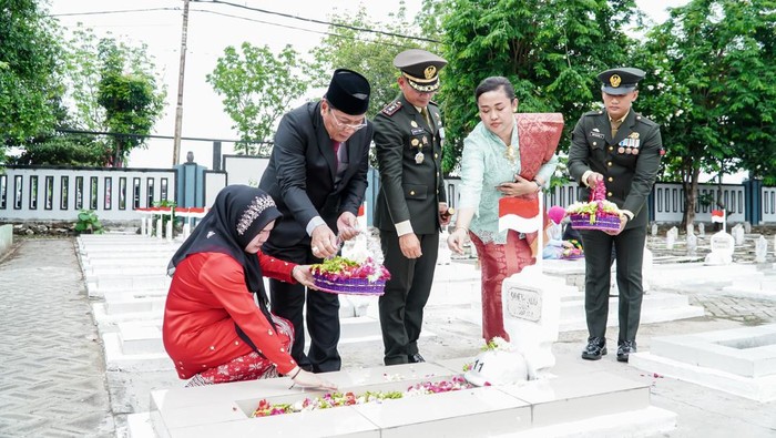 Peringatan Hari Pahlawan di Lamongan