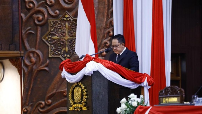 Pj Gubernur Jawa Timur Adhy Karyono